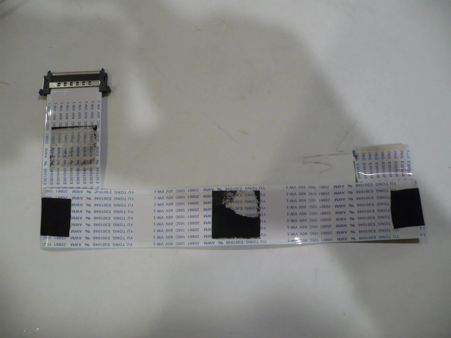 AOPEN 32HC5QR MONITOR CABLES