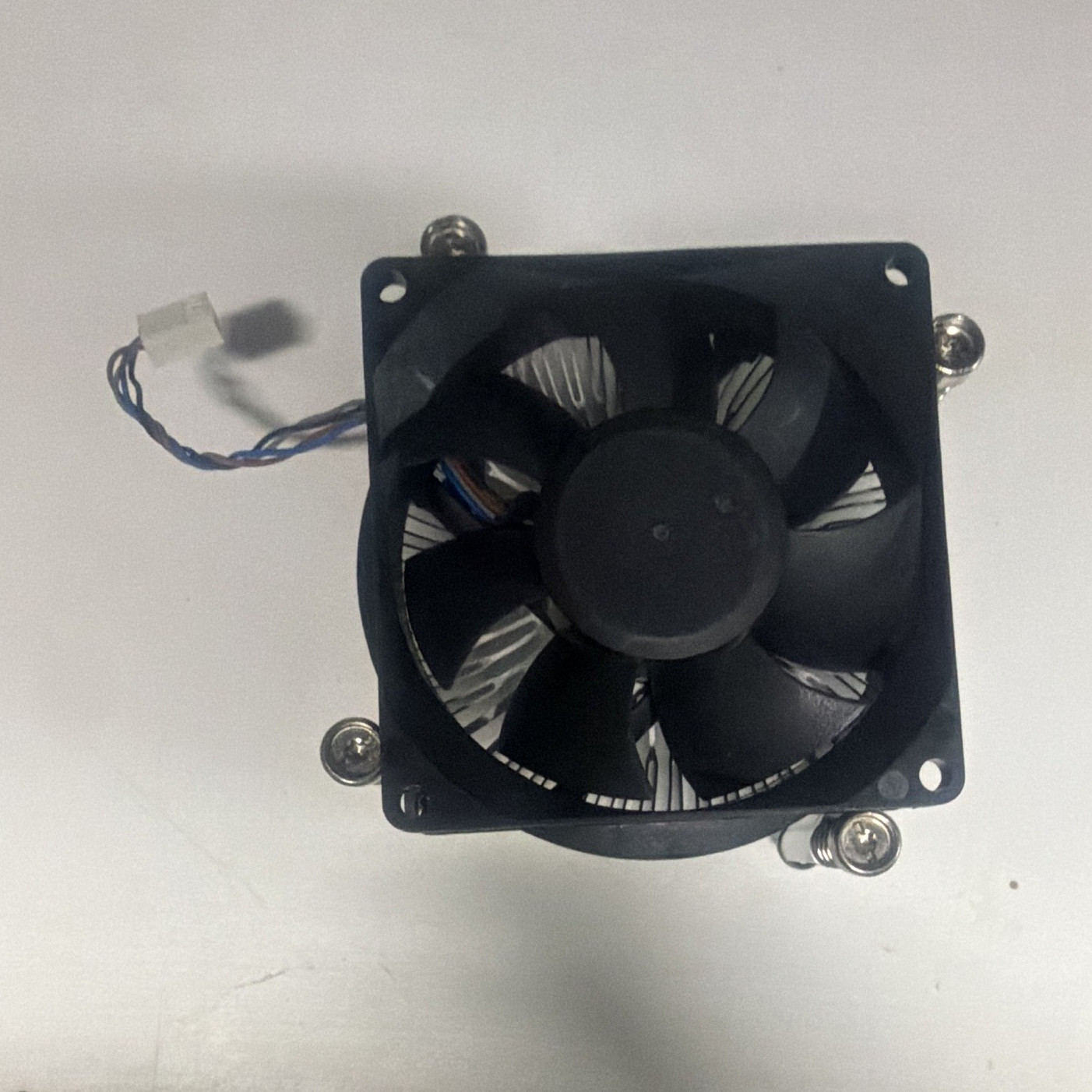 CPU Fan with Aluminum Heatsink, 4-Pin Power Connector, Black/Silver