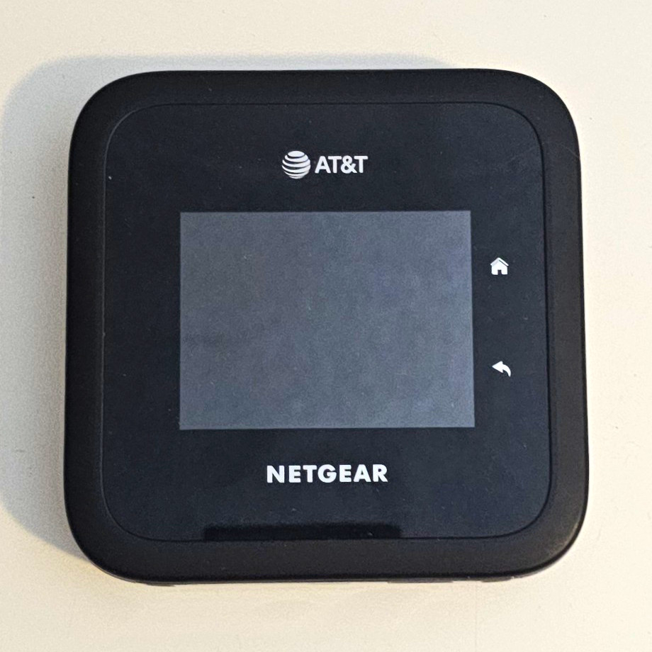 NETGEAR AT&T LTE Wi-Fi Hotspot Modem, Wireless Connectivity, Black