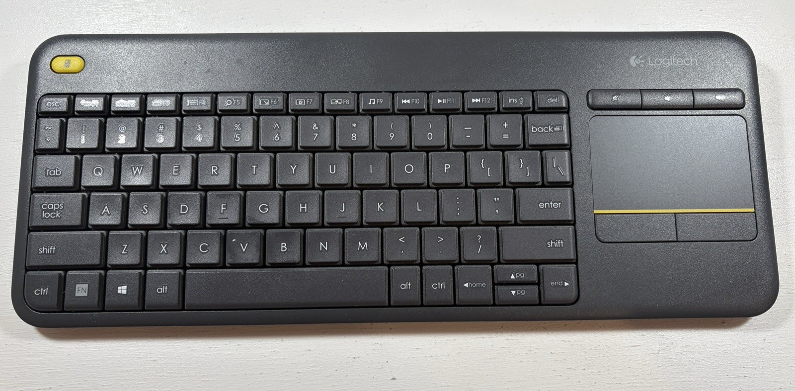 Logitech K400 Plus Wireless Keyboard with Touchpad (920-007119)