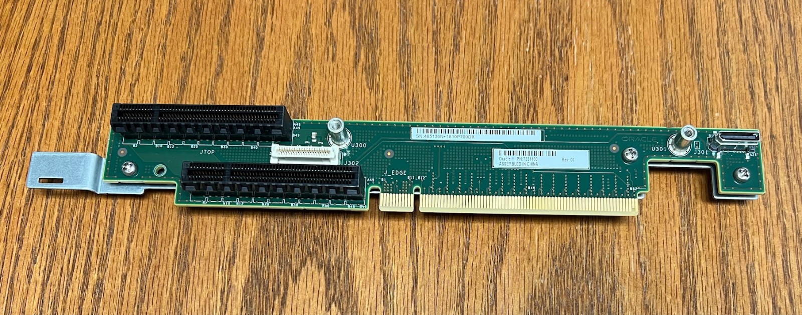 Sun Oracle Riser Card w/ 2x PCIe x8 Slots for X7-2, X8-2 7331100 7337198 (A4520)
