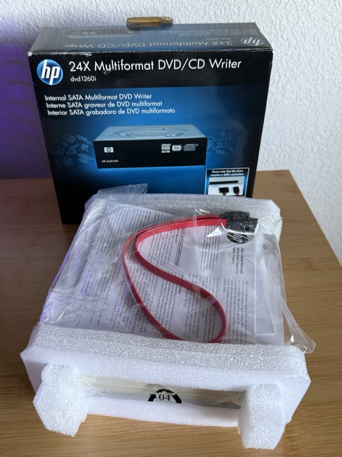 HP DVD1260I Internal Desktop Drive 24X Multiformat DVD/CD Writer Cable/Screws