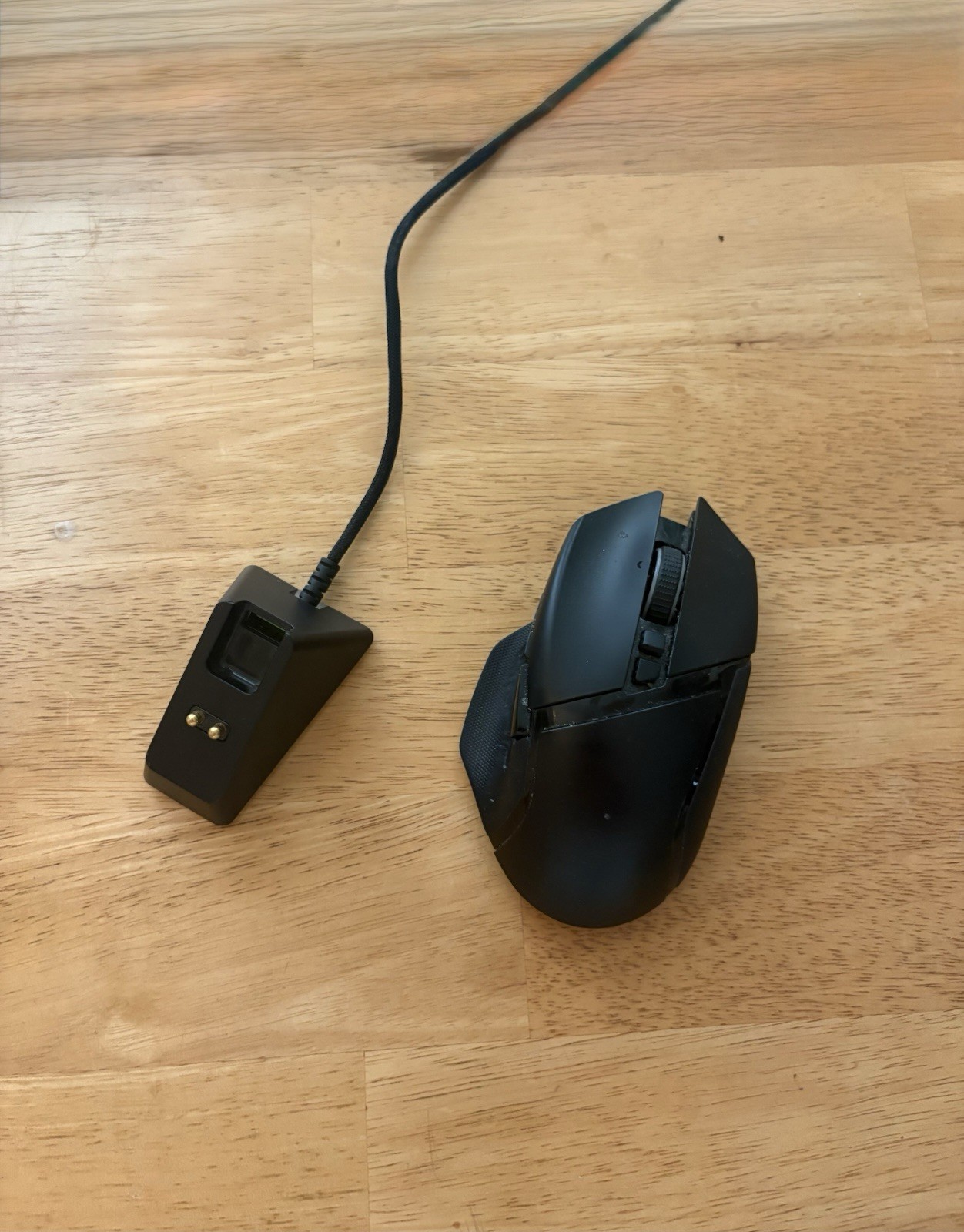 Razer Basilisk Ultimate Wireless Mouse + Dock, Usb, Cord