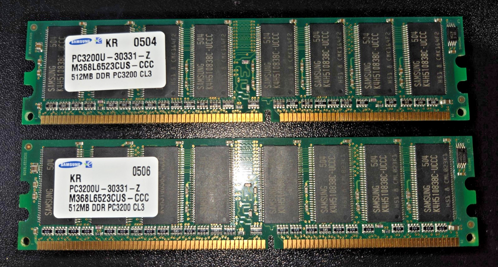 Samsung 1GB Kit (2x512MB) DDR-400 PC3200U Desktop RAM M368L6523CUS-CCC