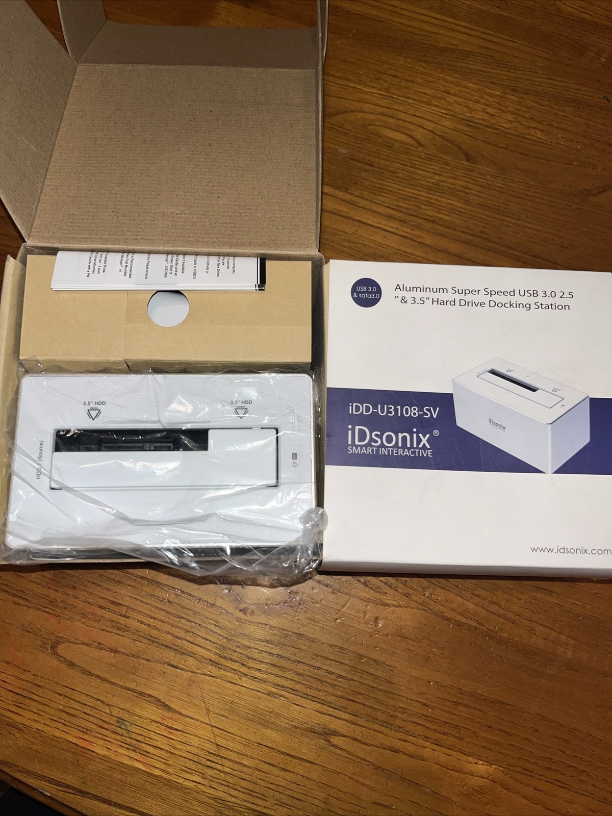 Idsonix Super Speed USB 3.0 Hard Drive Docking Station 2.5 & 3.5” IDD-U3108-SV