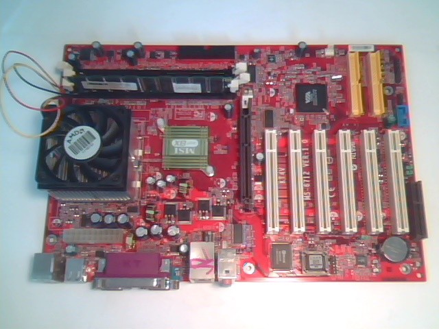 Motherboard Athlon SocketA MSI MS-6712 Ver:1.0 KT4V 