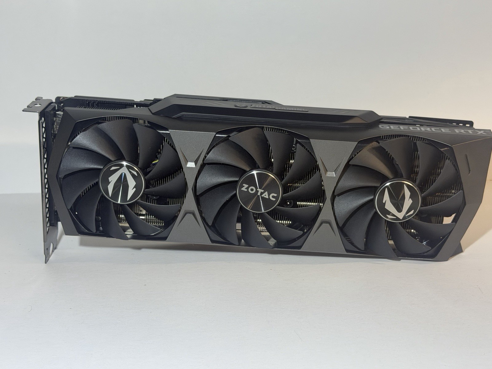 ZOTAC GeForce RTX 3090 Trinity OC 24GB GDDR6X For Parts