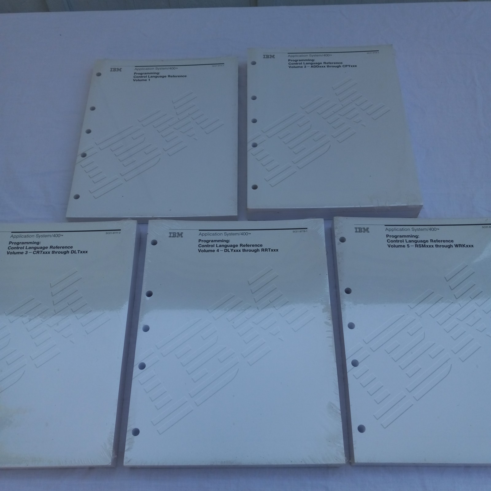 Volume 1-5 IBM AS/400 PROGRAMMING Employee Reference Guides Books Manuals 88/89