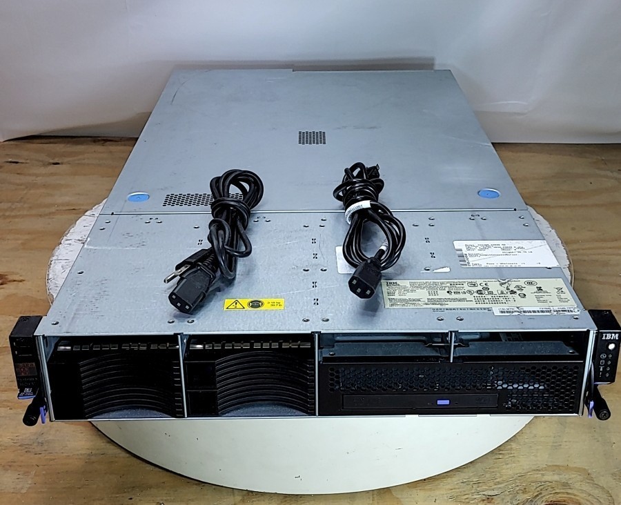 IBM SYSTEM X3620 M3 7376AC1 Server 3.5x8 ServeRAID M5015 Intel XEON E5620 16GB