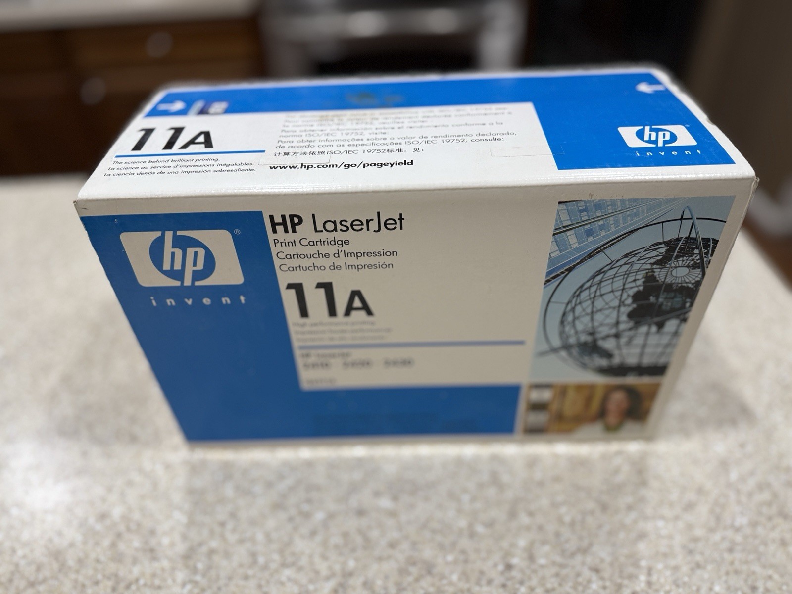 Genuine HP LaserJet 11A Black Toner Print Cartridge Q6511A - NEW Sealed Box