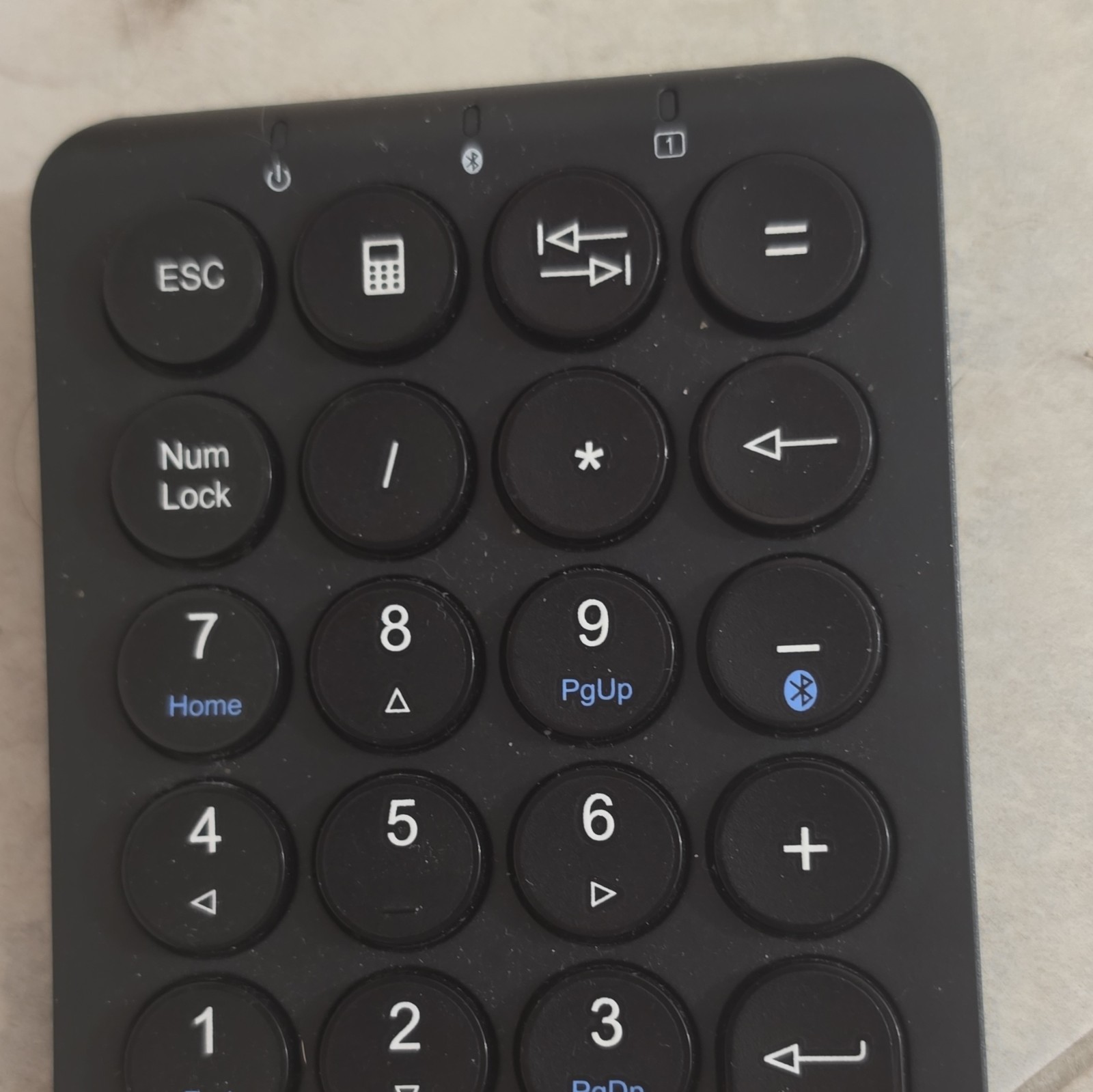 SANWA GNTBT1 Portable Bluetooth Numeric Keypad Number Pad, Black