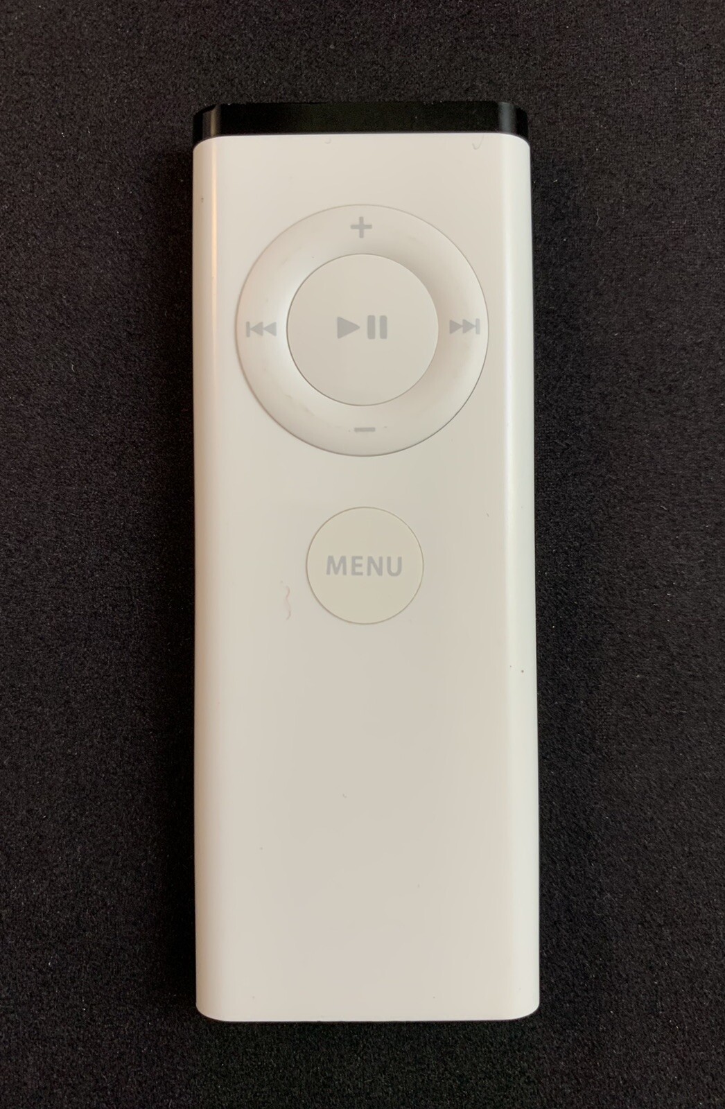 Genuine Apple A1156 Remote Control for Apple TV iPod iMac MacBook & MacBook Pro