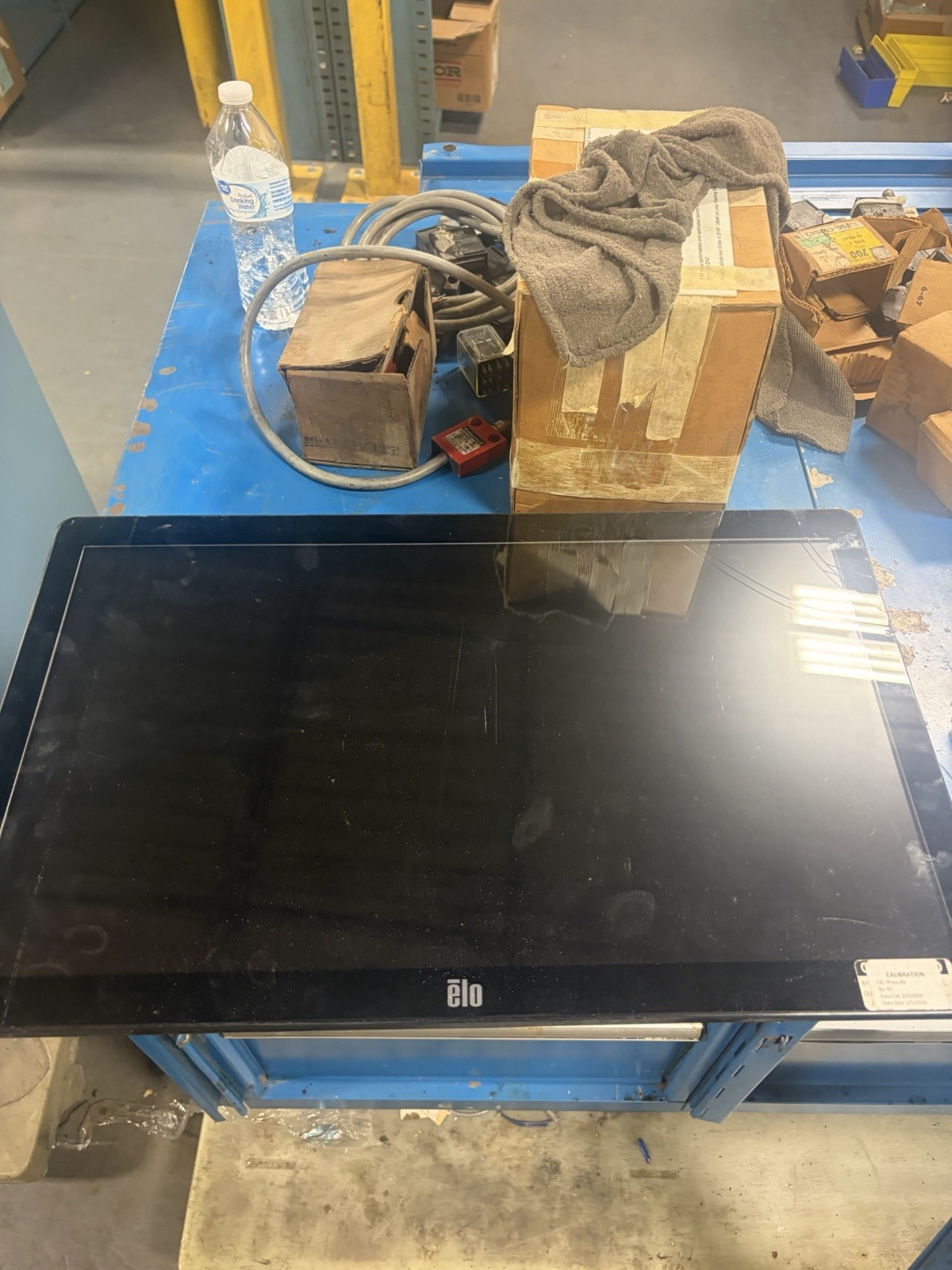 CRACKED ELO 2402L FullHD TouchScreen Monitor ET2402L-2UWA-0-BL-G USED
