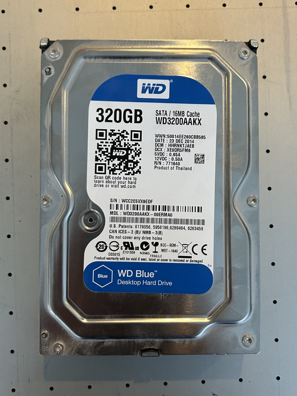 Western Digital WD3200AAKX-00ERMA0 Hard Drive