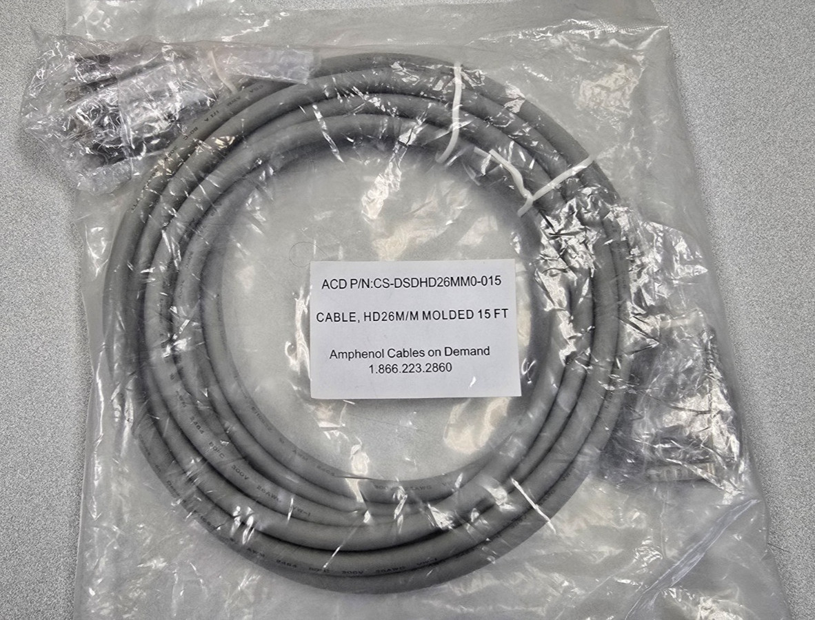CS-DSDHDB26MM0-015 - D-Sub Cables DELUXE HD26M/M MOLDED 15'