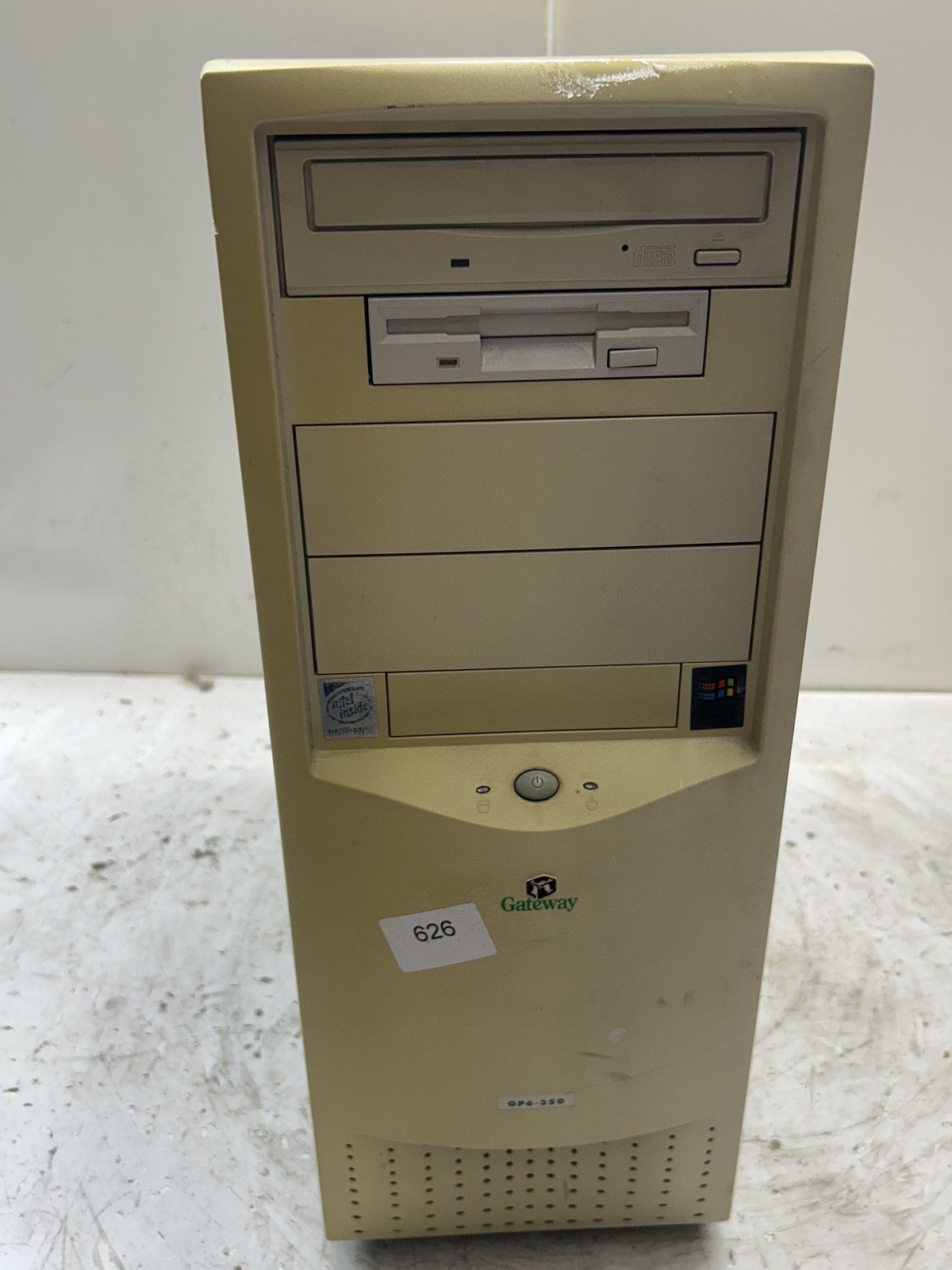 Gateway GP6-350 Intel Pentium II 350MHz 128MB NO HDD