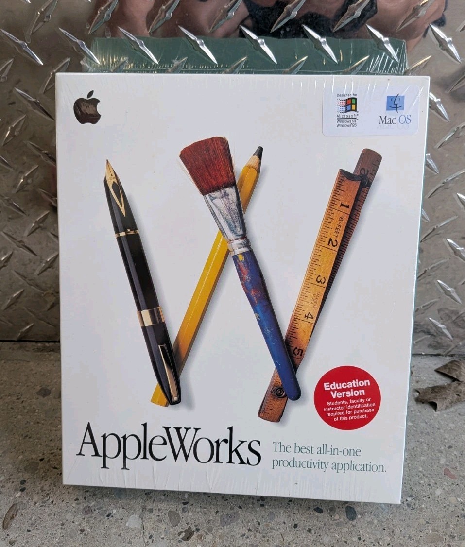 NEW FACTORY SEALED AppleWorks 5 Software Version 5.0.3 MAC Windows