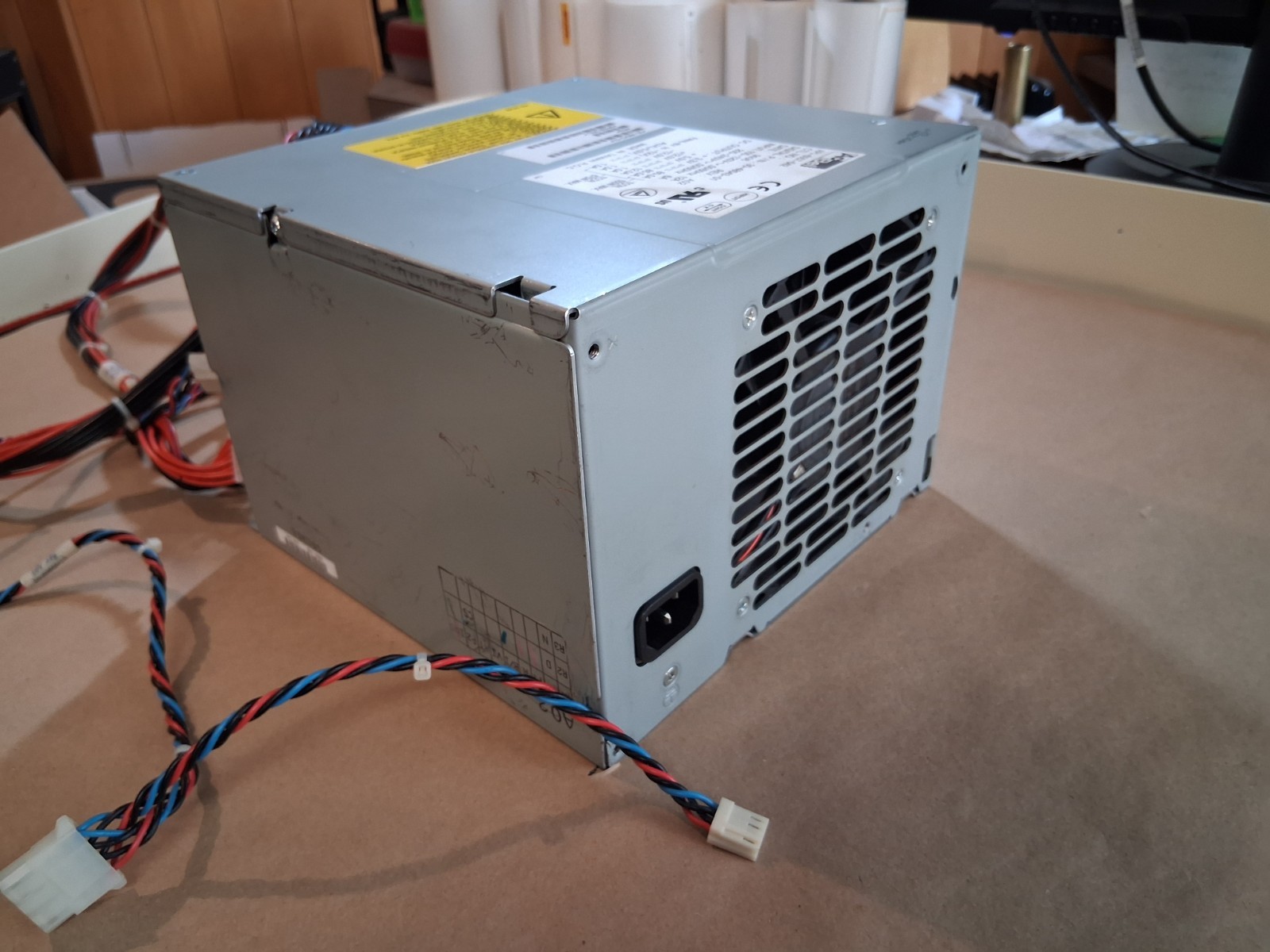 Digital AlphaServer 30-48043-01 Acbel API-6057-042 675W Power Supply