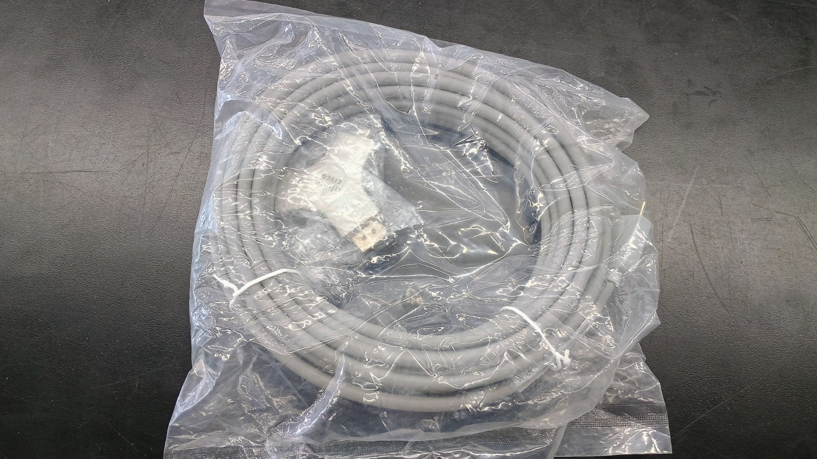 New 72-100977-01 CAB-HDMI-MULT-9M Cisco Multi-Connector  (HDMI to Multi)