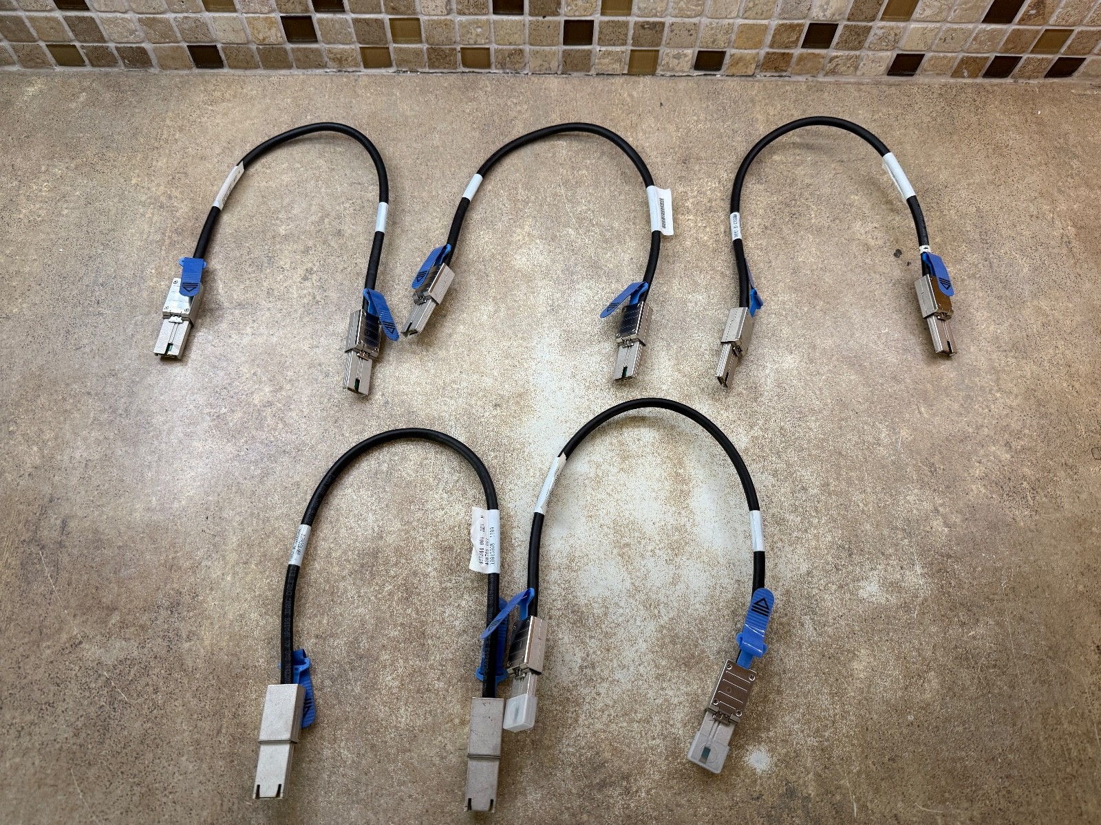 LOT OF 5 HP 407344-001 0.5m External mini-SAS cable 408765-001