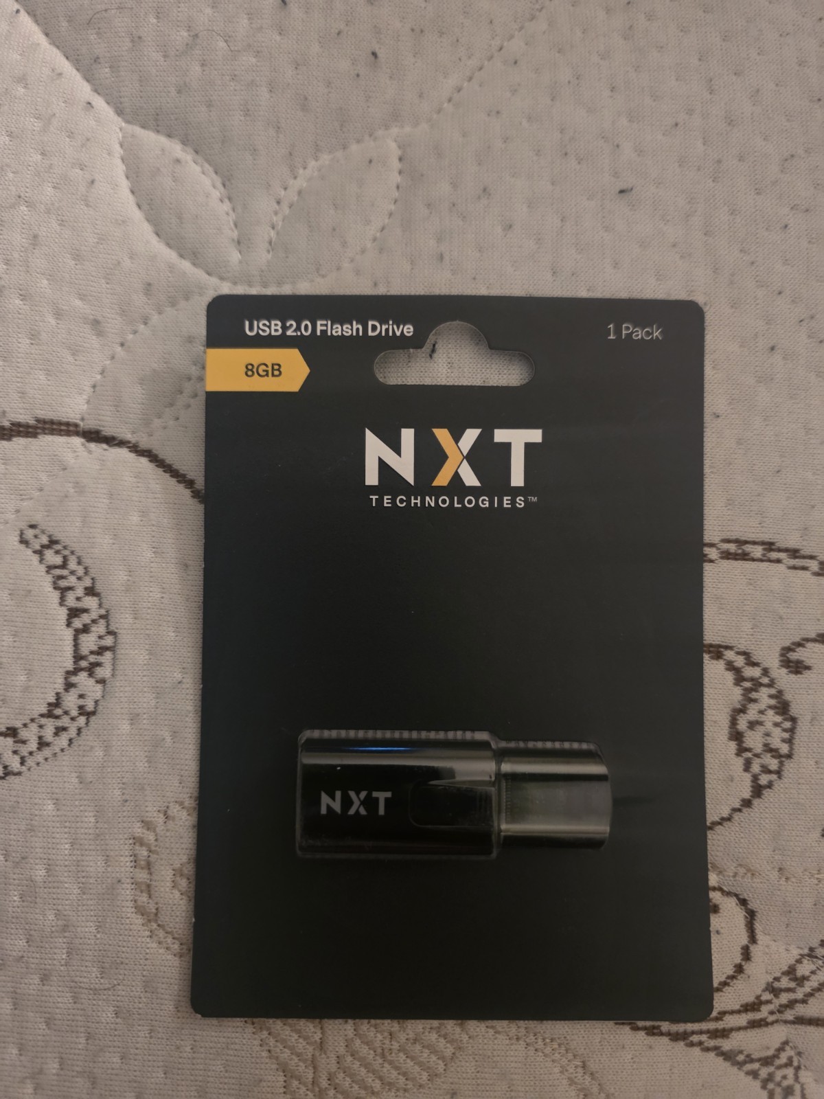 NXT Technologies 8 GB USB 2.0 Flash Drive NX61128