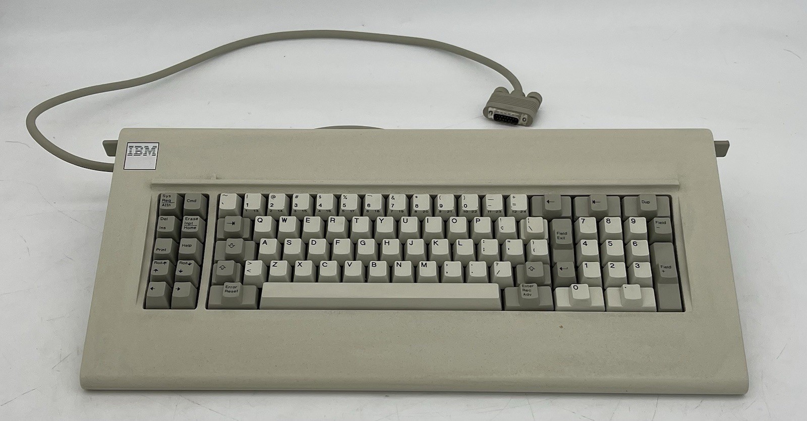 IBM Bigfoot Model F Terminal Keyboard for 5291/5292 Display Station 5642852