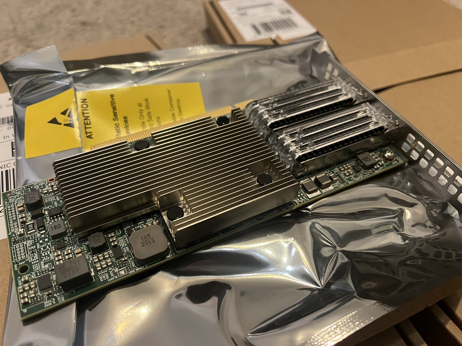 Broadcom BCM957508-P2100G Dual-Port 100G 200G PCIe Ethernet NIC QSFP