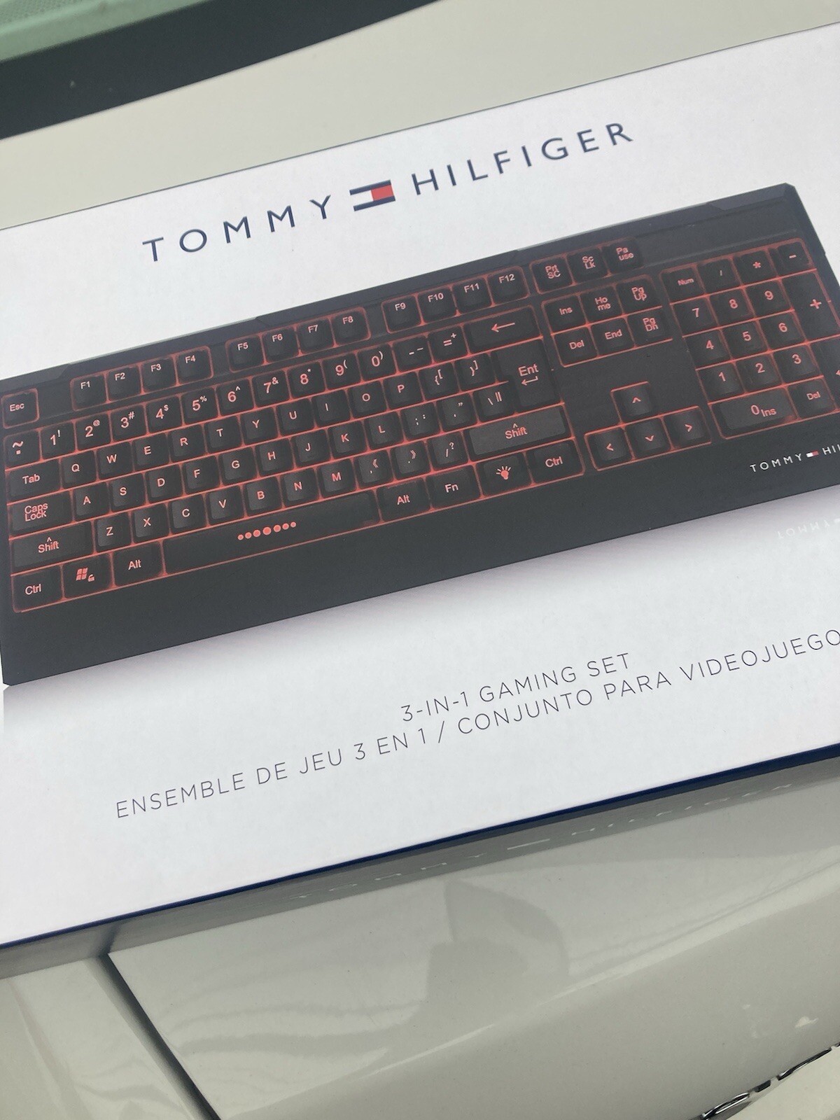 Tommy Hilfiger 3 In 1 Gaming Set