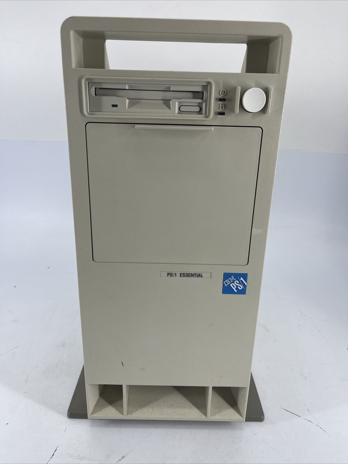 VINTAGE RARE IBM PS/1 Essential Model W52 Machine 2168 POWERS ON