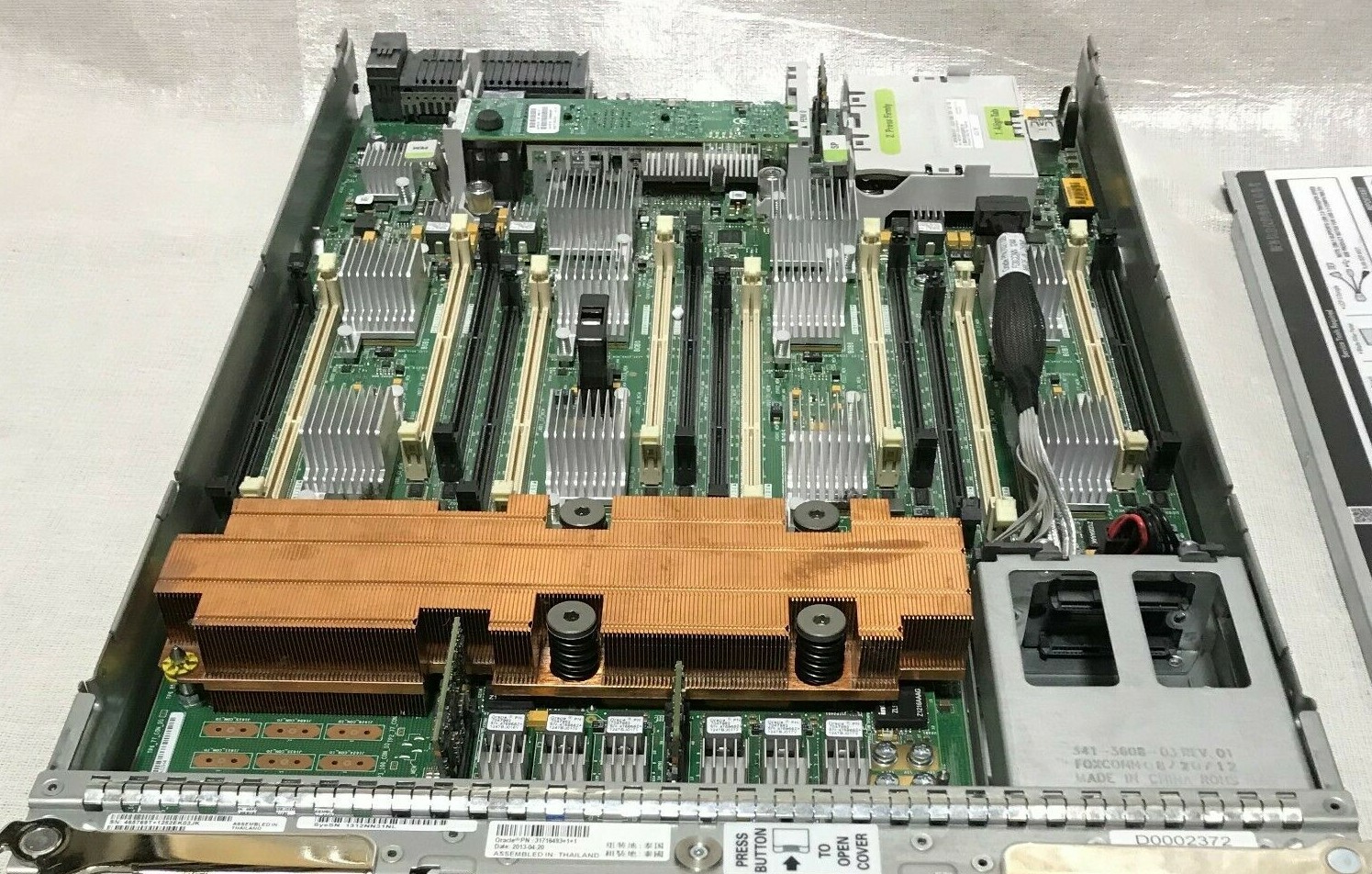 Sun Microsystems Oracle- Netra T5-1B Blade Server: 1 x 3.6 Bases (Tested)