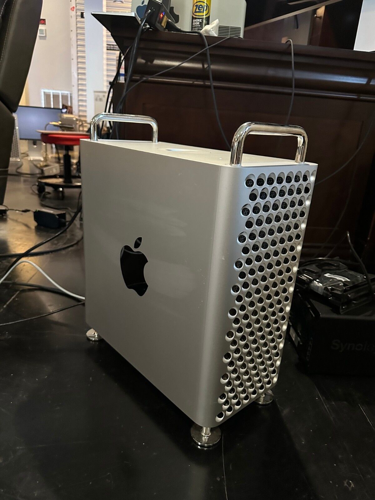 Apple Mac Pro 2019 3.2 GHz Intel 16-Core 96GB RAM 1TB SSD Radeon Pro 5700X 16GB