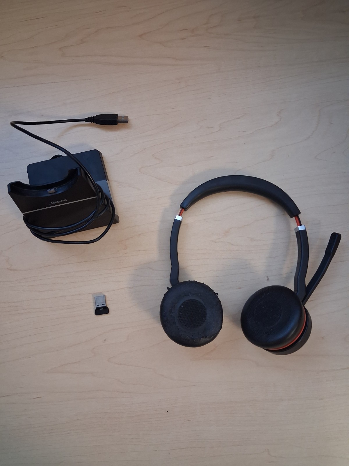 Jabra HSC040W Wireless Bluetooth Headset with Charging Stand