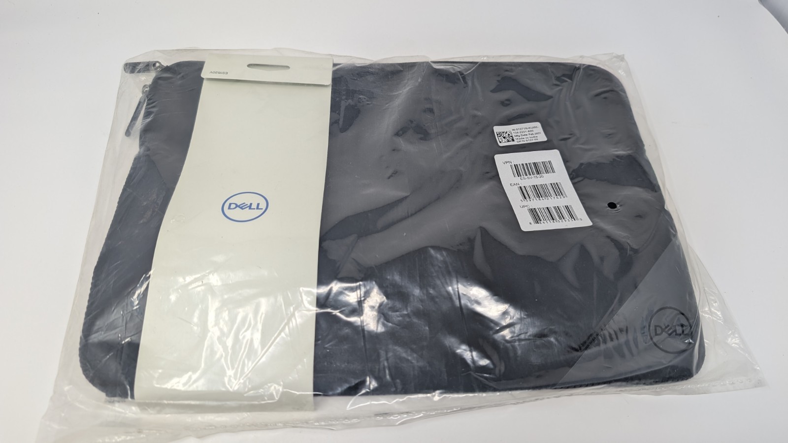 Dell Essential Sleeve 15 15.6" Laptop Case Padded Black Slipcase ES1520V NEW