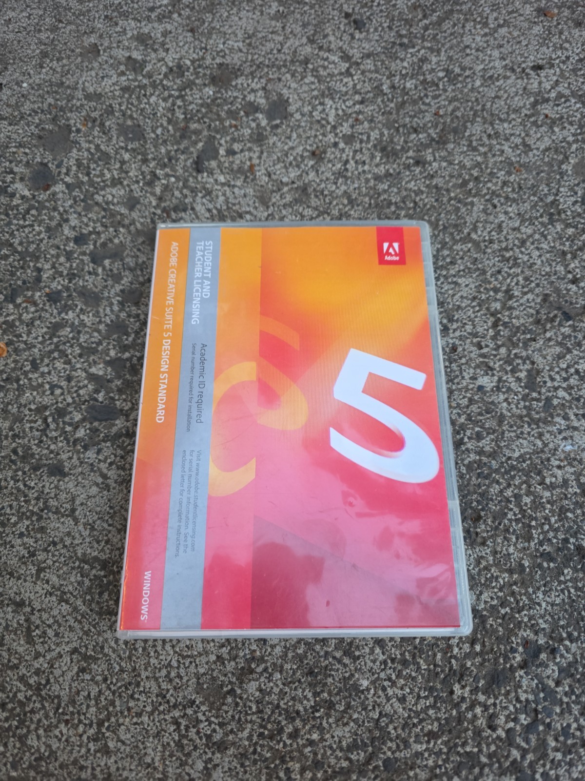 Adobe Creative Suite 5.5 Design Standard Windows DVD w Serial Number 