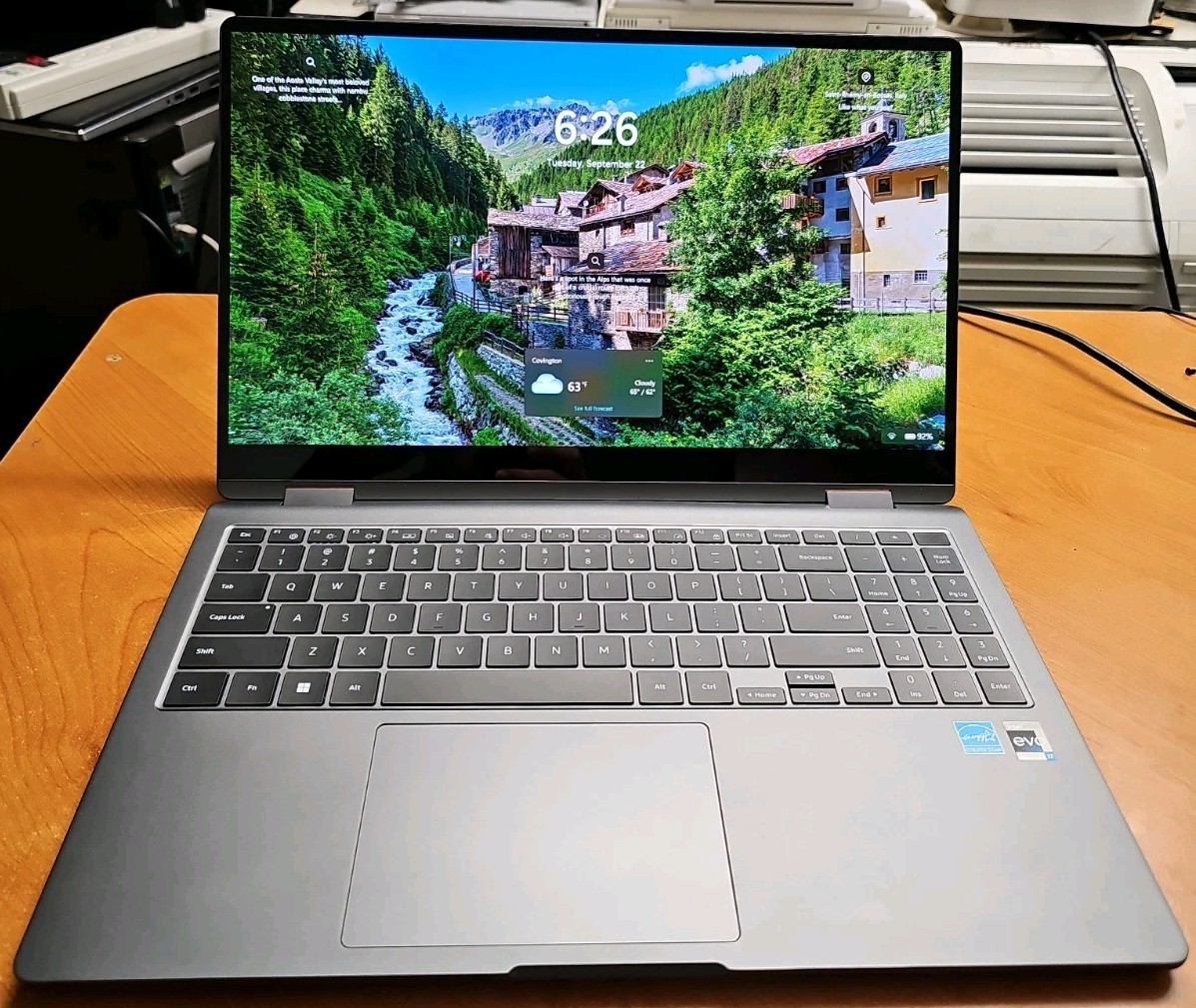 Samsung Galaxy Book3 360 NP750QFG-KA1US FHD AMOLED 15.6" i7-1360P 16GB 512GB SSD