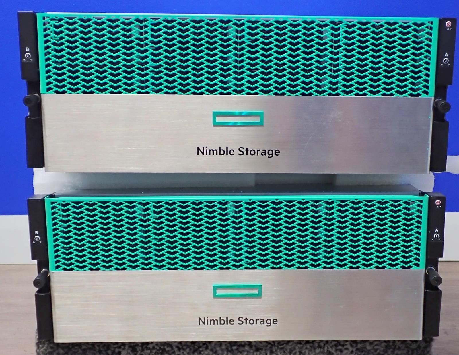 HPE NIMBLE HF40 Storage Array + Expansion Unit | Q8H39A HF40-2P-126T-P