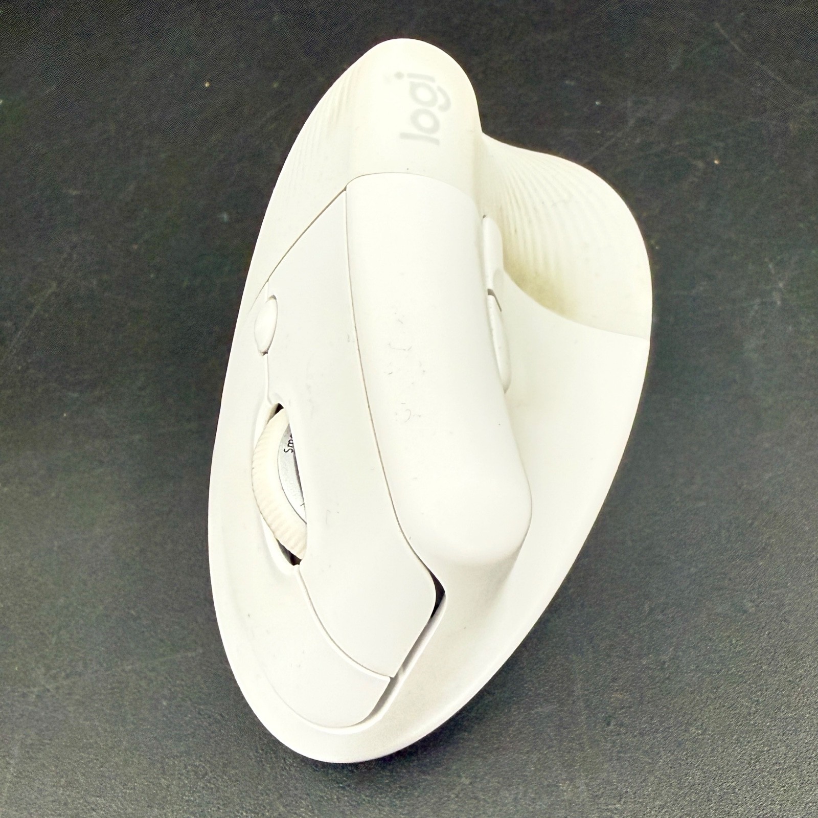 Logitech Lift for Mac Vertical Ergonomic Mouse Wireless Bluetooth White MR0094