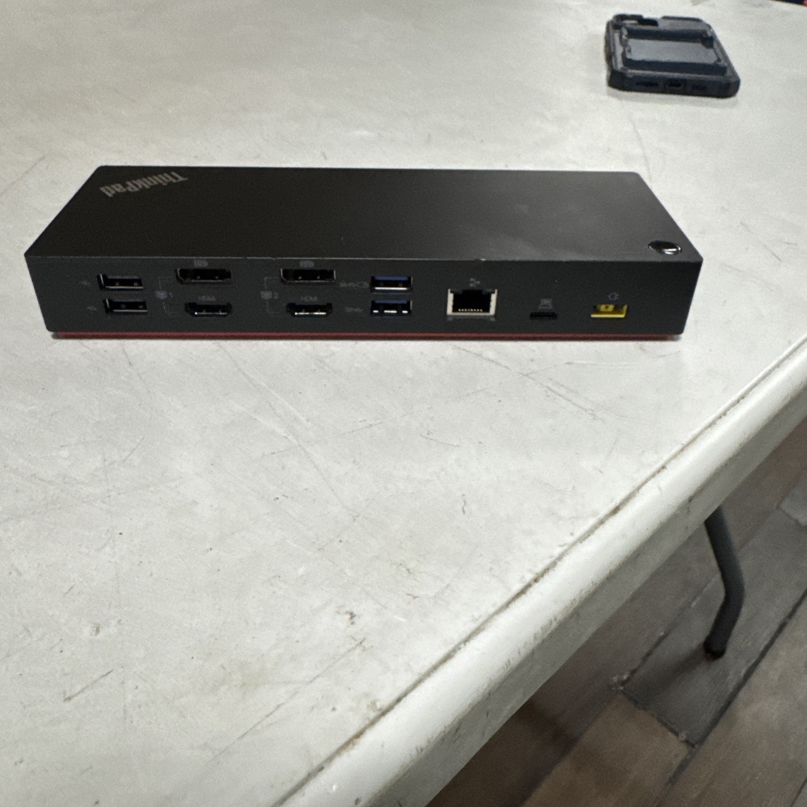 Lenovo ThinkPad Hybrid USB-C USB-A Dock Type 40AF DUD9011D1 Untested
