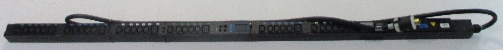 Chatsworth P4-1N0G3 eConnect Power Distribution Unit PDU 208V 3 Phase C19 C13