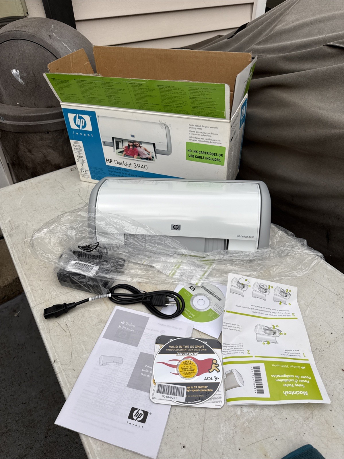 HP Deskjet 3940 Inkjet Printer- OPEN BOX Complete Never Used
