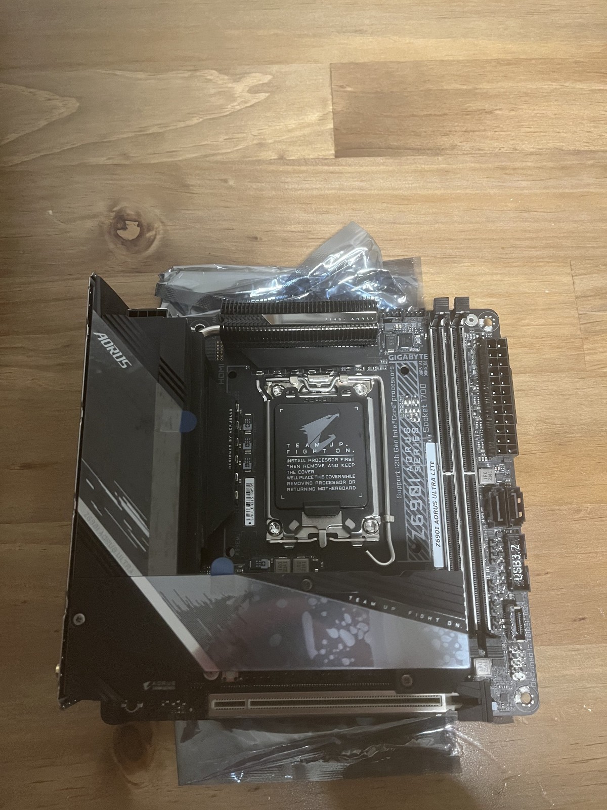 Gigabyte Z690I Aorus Ultra Lite DDR5 Intel LGA 1700 Gaming Mini-ITX Motherboard