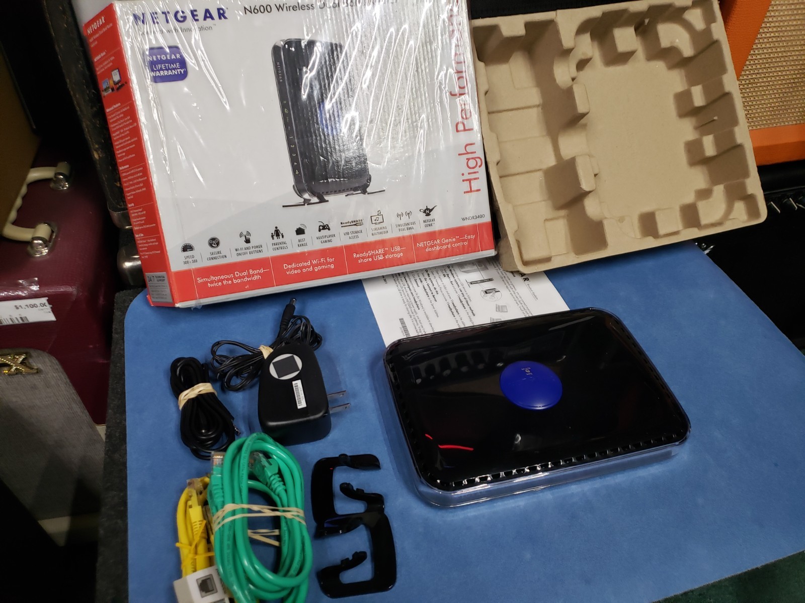 Netgear N600 300 Mbps 4-Port 10/100 Wireless N Router (WNDR3400)