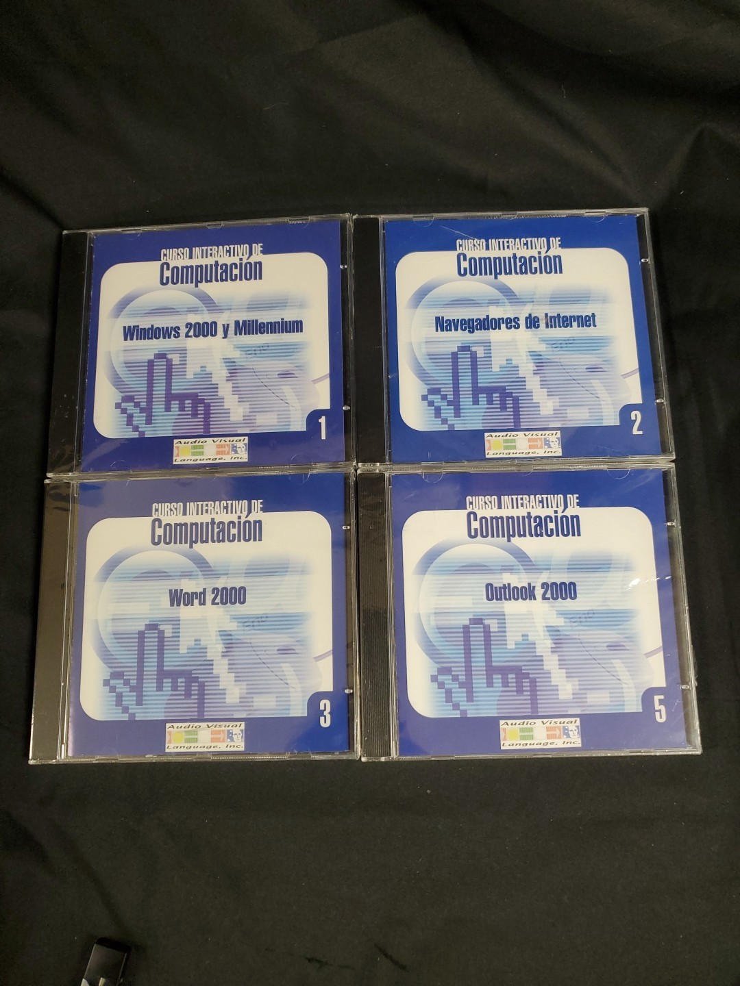 Curso interactivo de Computacion 4 CD  Windows, Navegadores, Word, Outlook NEW