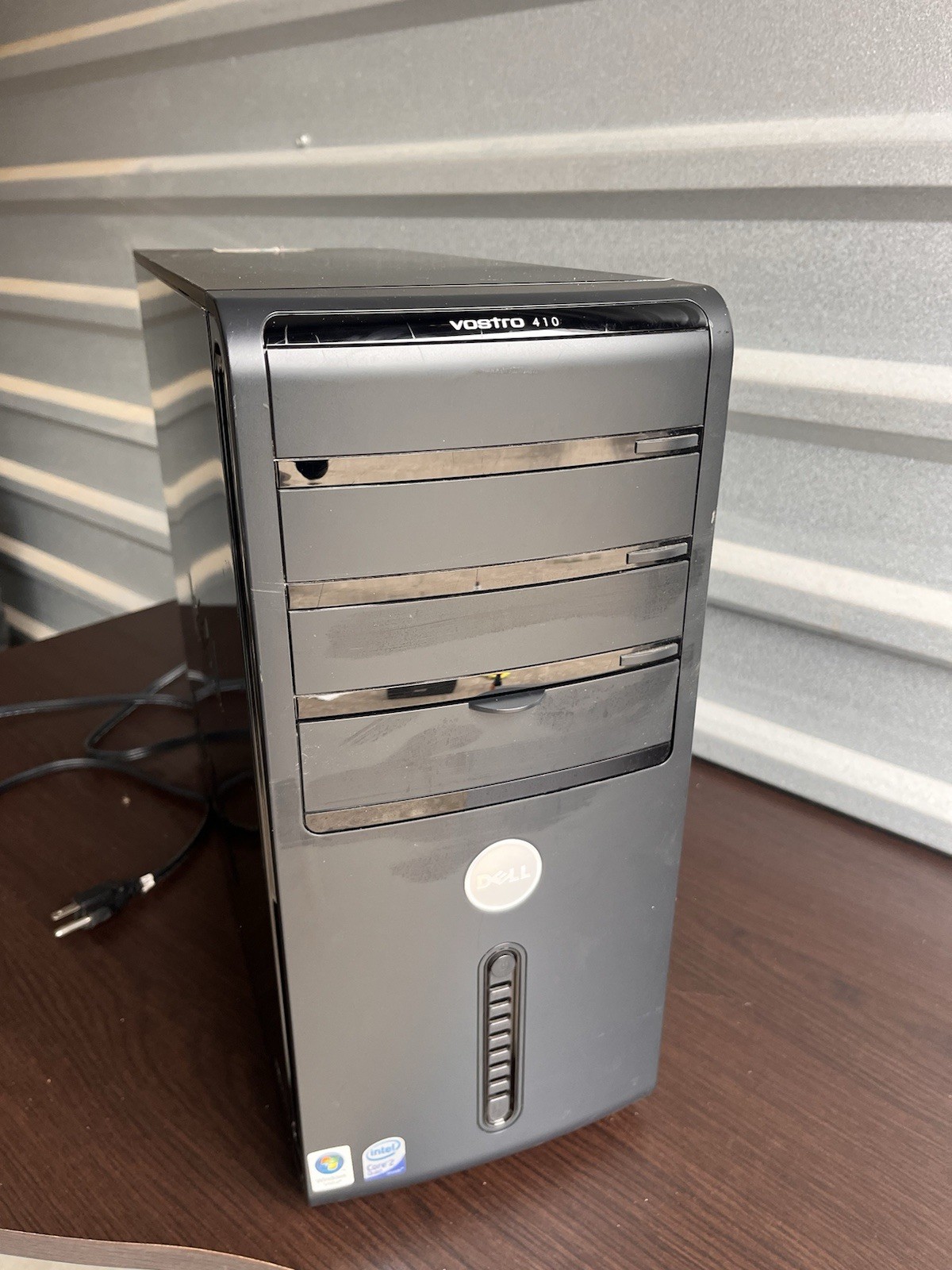 Dell Vostro 410 Desktop PC Intel Core 2 Quad DVD RW Windows Vista