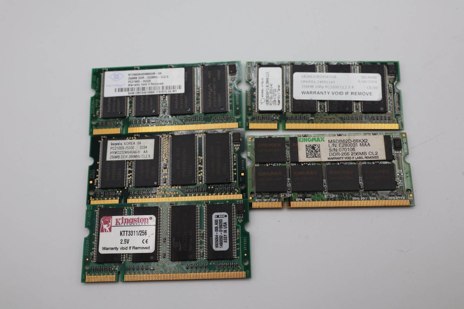 Lot of 5 Random brand,  Apple Computer G4, 256 MB Ram - Memory Modules