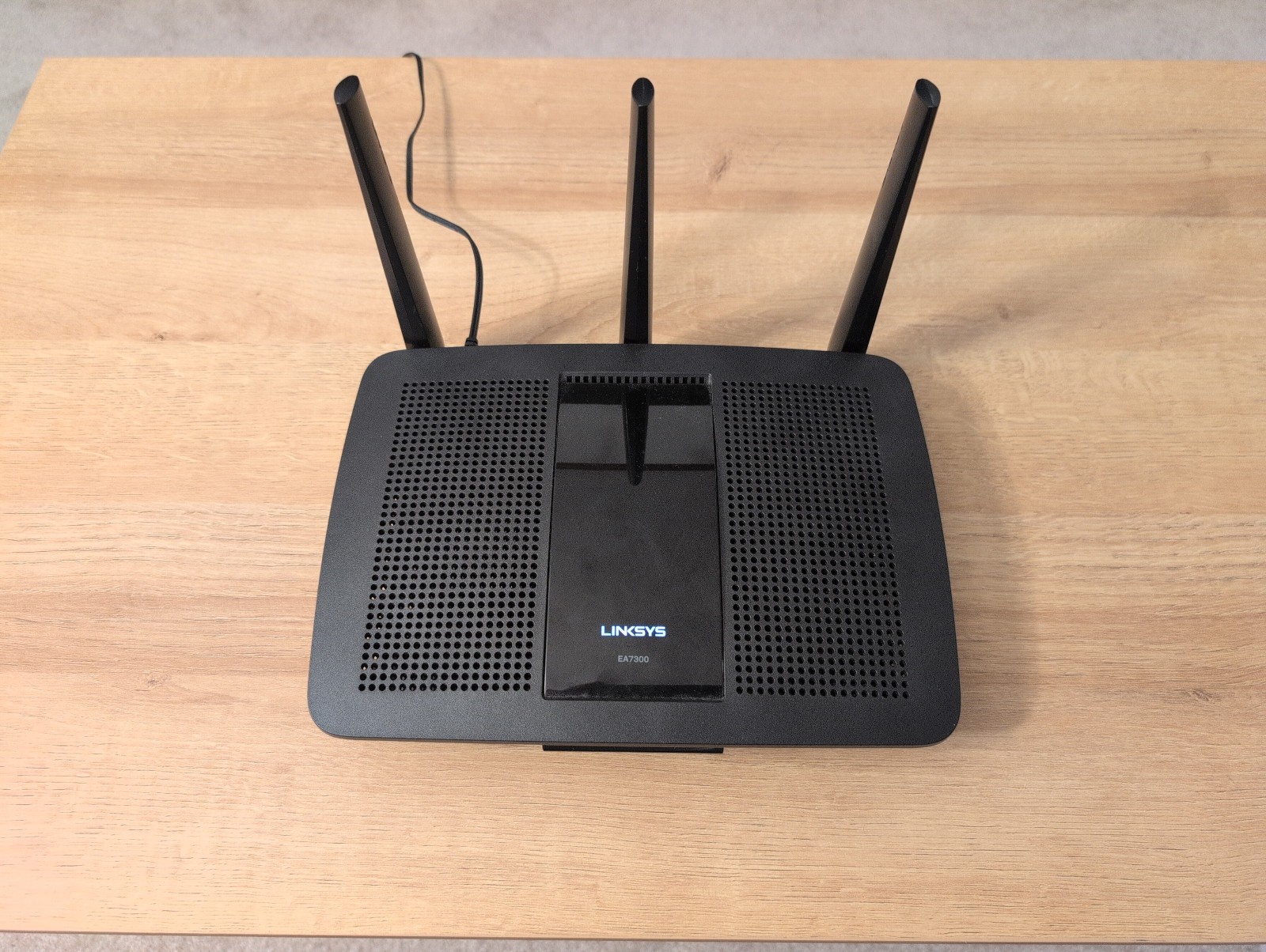 Linksys EA7300 V1 AC1750 WiFi 5 Router Flashed with OpenWRT