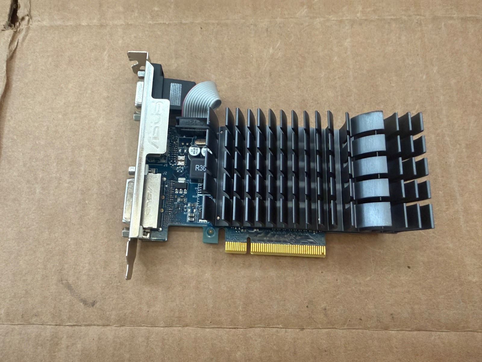 ASUS Nvidia GeForce GT630 2GB GDDR3 VGA/HDMI/DVI P/N: GT630-SL-2GD3-L Video Card