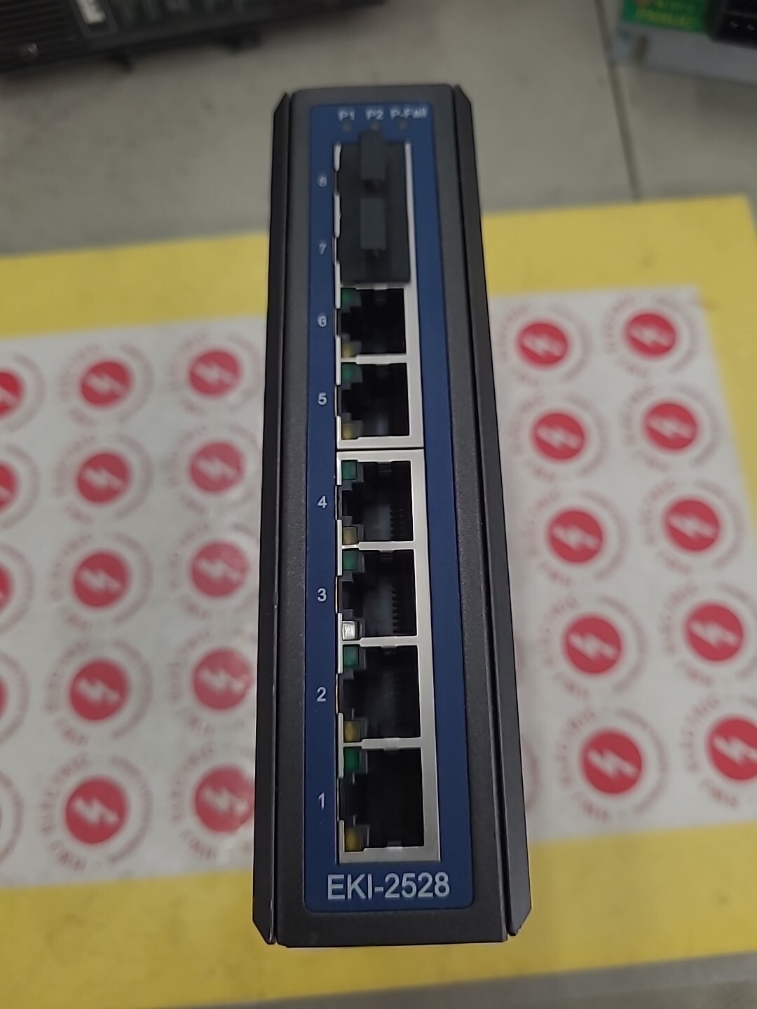 Advantech EKI-2528-AE Ethernet Switch