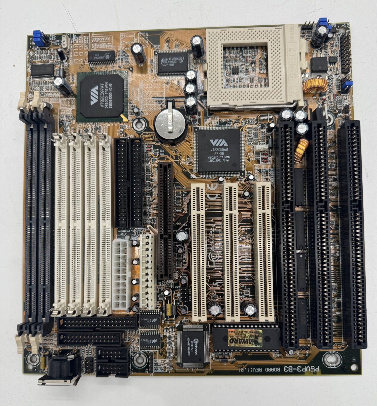 Motherboard, Tekram  P5VP3-B3 , AT , 3X ISA, 3X PCI