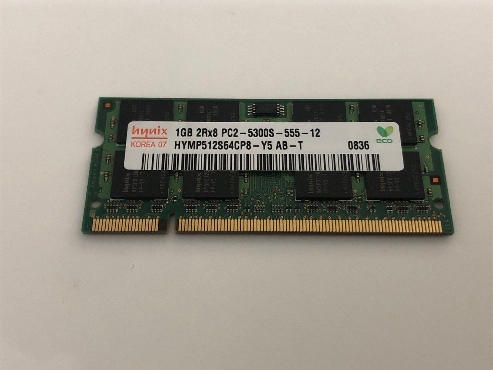 Hynix DDR2 1GB Ram PC2-5300S SDRAM 1.8V 200 Pin HYMP512S64CP8